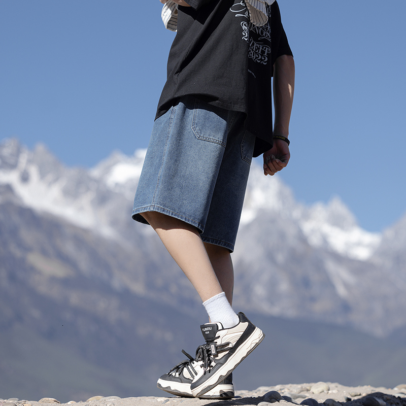 Summer new trend five quarter men, loose elastic waistband, lace up denim shorts for men