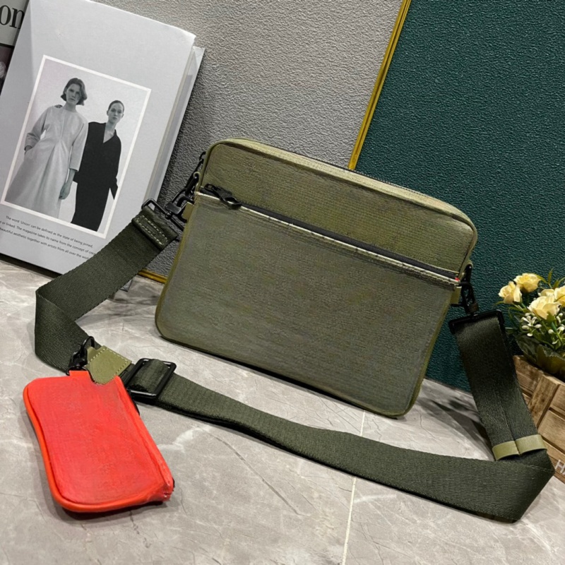 Men's messenger bag women's strap bag designer flower bag single shoulder skew lap bag tote bag 10A high quality leather bag three bags