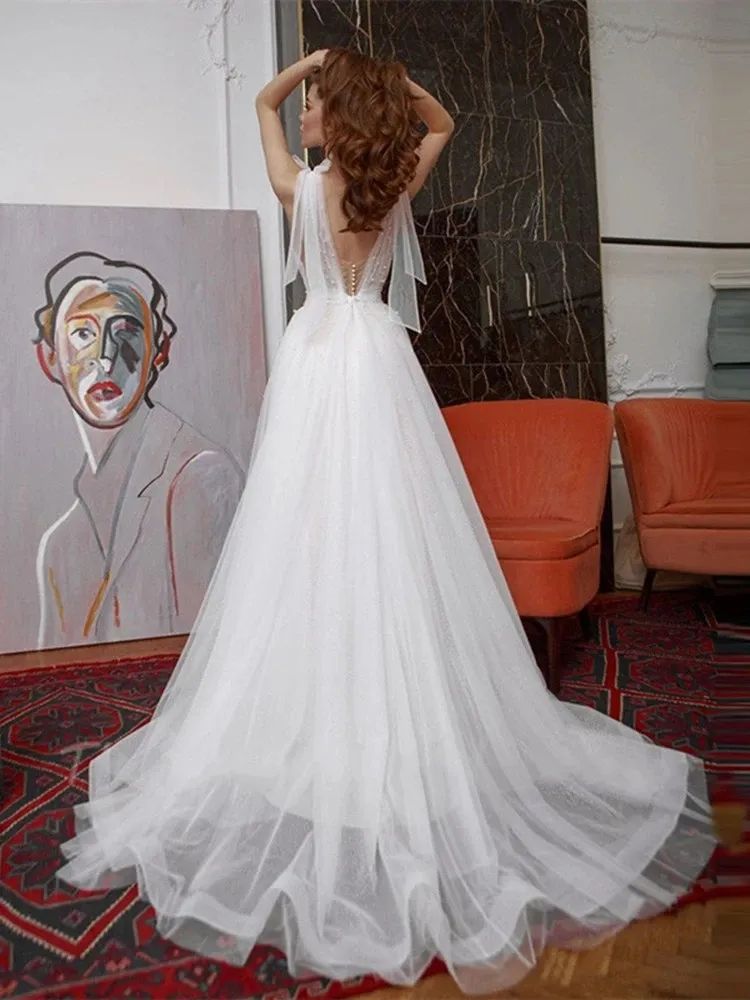 Chic Bow Straps Pearls A Line Wedding Dresses V Neck Sexy Boho Garden Bridal Gowns Sweep Train Plus Size Backless Robes de Mariee Custom Made