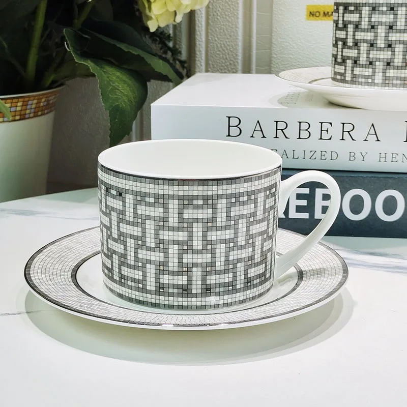 European Bone China Coffee Cups And Saucers Tableware Plates Afternoon Tea Drinkware Milk Mug With Domestic Kitchenware 240711