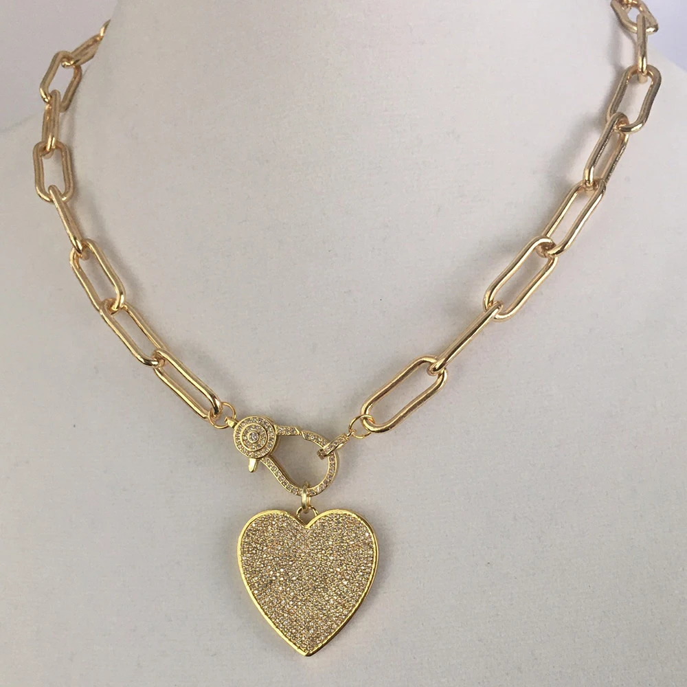 Creative Minimalist Clavicle Chain fashion heart ivory cross pendant screw clasp Carabiner necklace Goth Jewelry Accessories 240719