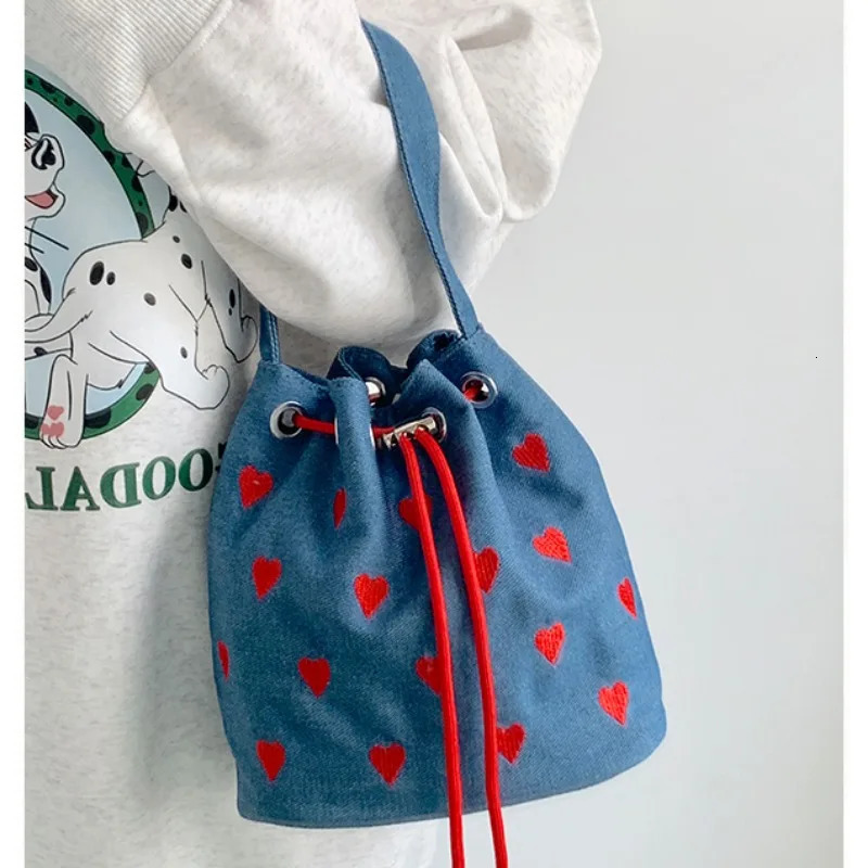 Sweet Winter Autumn Corduroy Crossbody Bags Women Cute Embroidery Shoulder Bucket Bag Ladies Bolsa 240712 zhanyishengli
