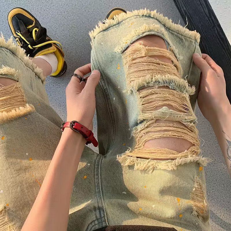 Ripped denim shorts men in summer, thin design for beggars, five point pants, trendy brand American high street yellow mud colored horse pants