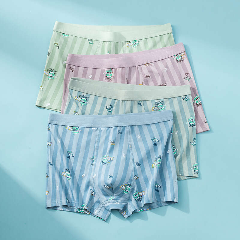 New Trendy Men's Underwear Made of Cotton for Teenagers, with A Flat Waist and Breathable Crotch at All Four Corners. Men's Shorts Designer 