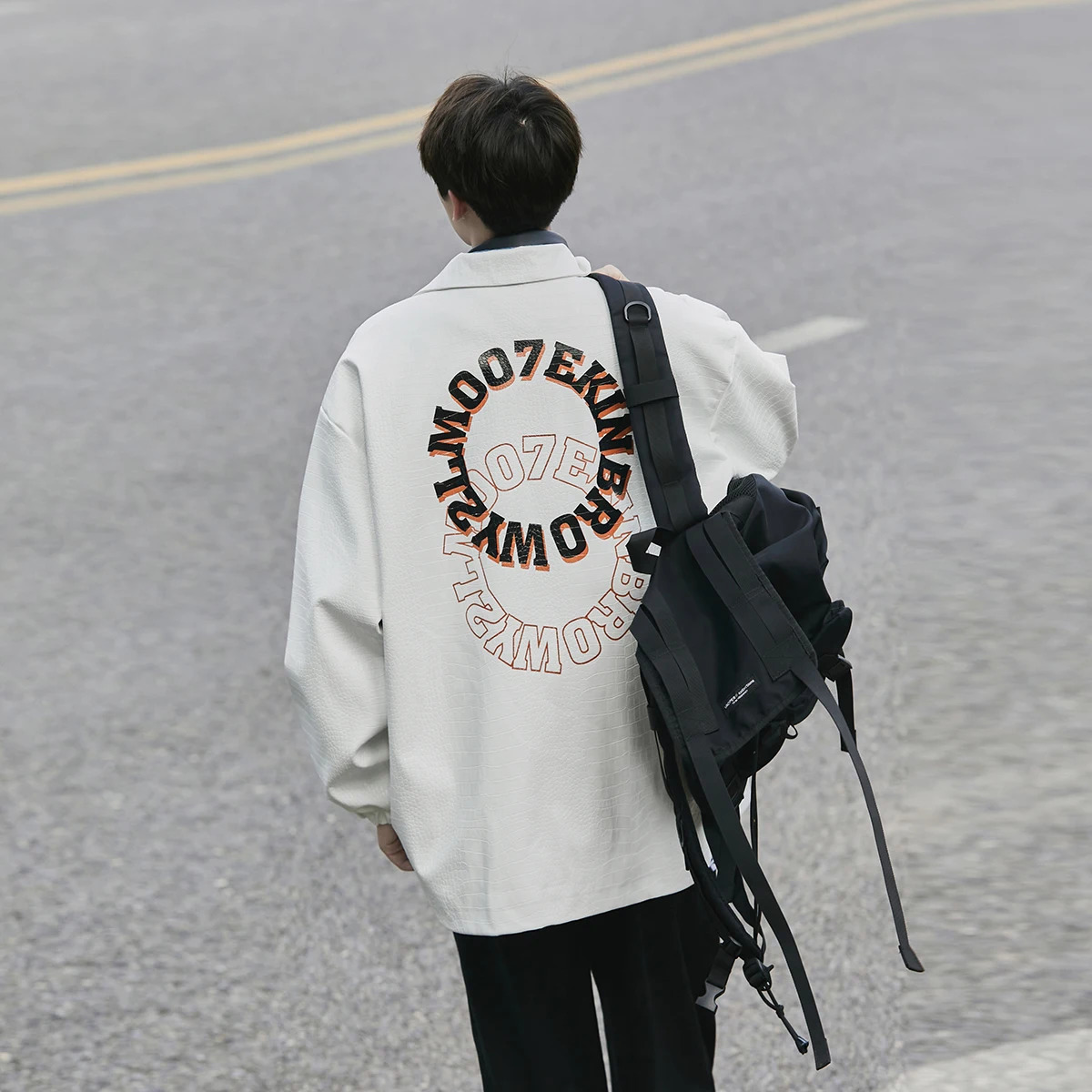 Mens Pu Leather Jacket Harajuku Retro Motorcycle Loose Couple Coat Letter Print Lapel Bomber Outwear Y2k Streetwear 240716