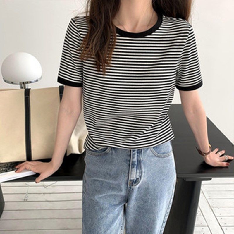 T-shirts Women's Round Neck Striped Tee Lady's Short Sleeve Female T-shirt Korean Style Fashion Top