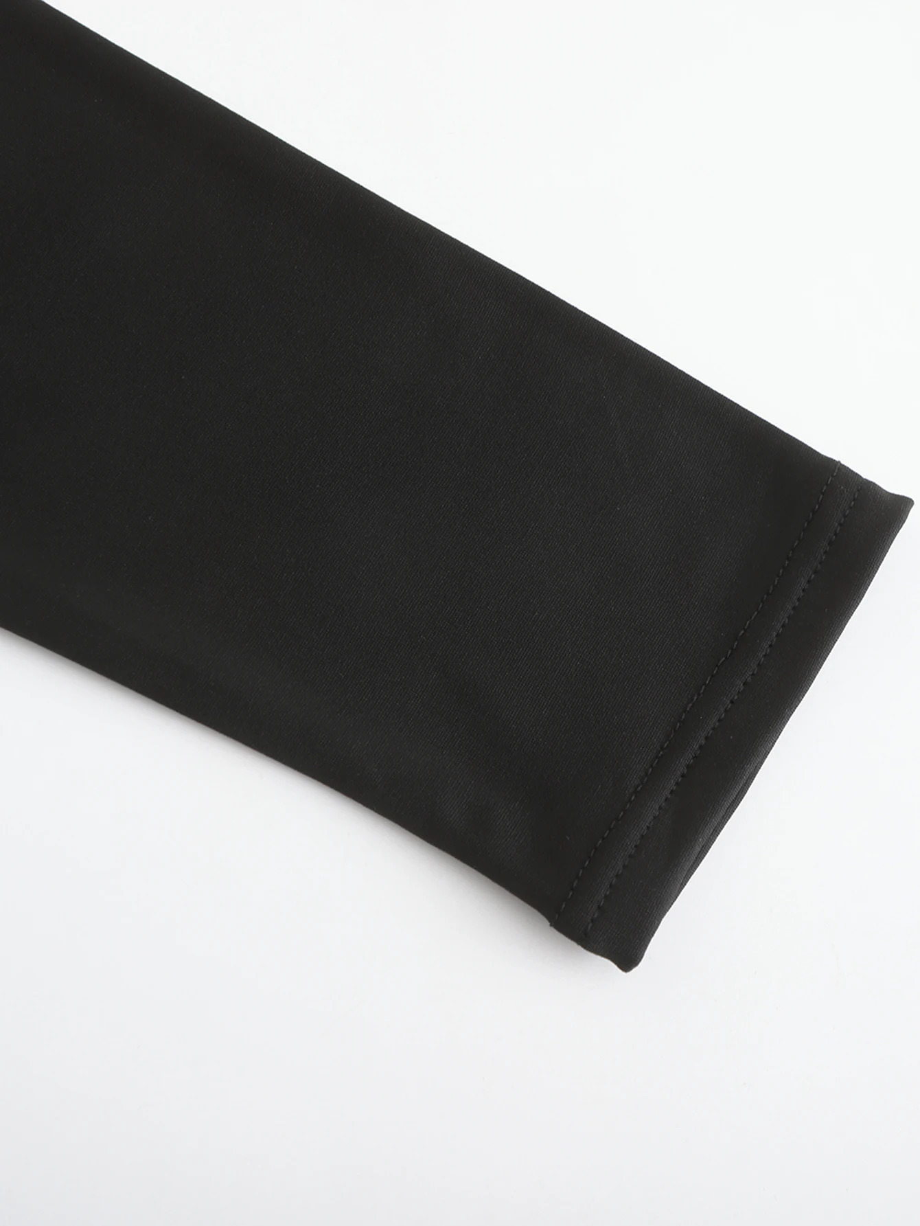 Fashion black base shirt Solid round neck mens long sleeved Tshirt 240715