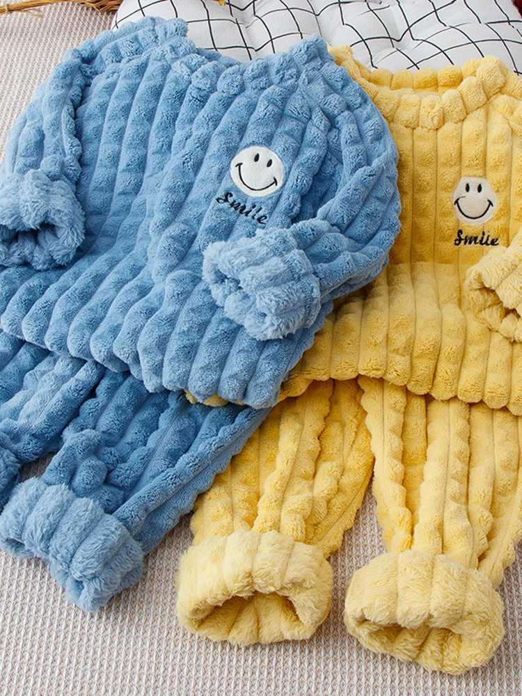 LJMOFA New Winter Childrens Pajama Set Thick Soft Flannel Baby Boys and Girls Long Sleeve Warm Pajama Childrens Home Set T118W240716