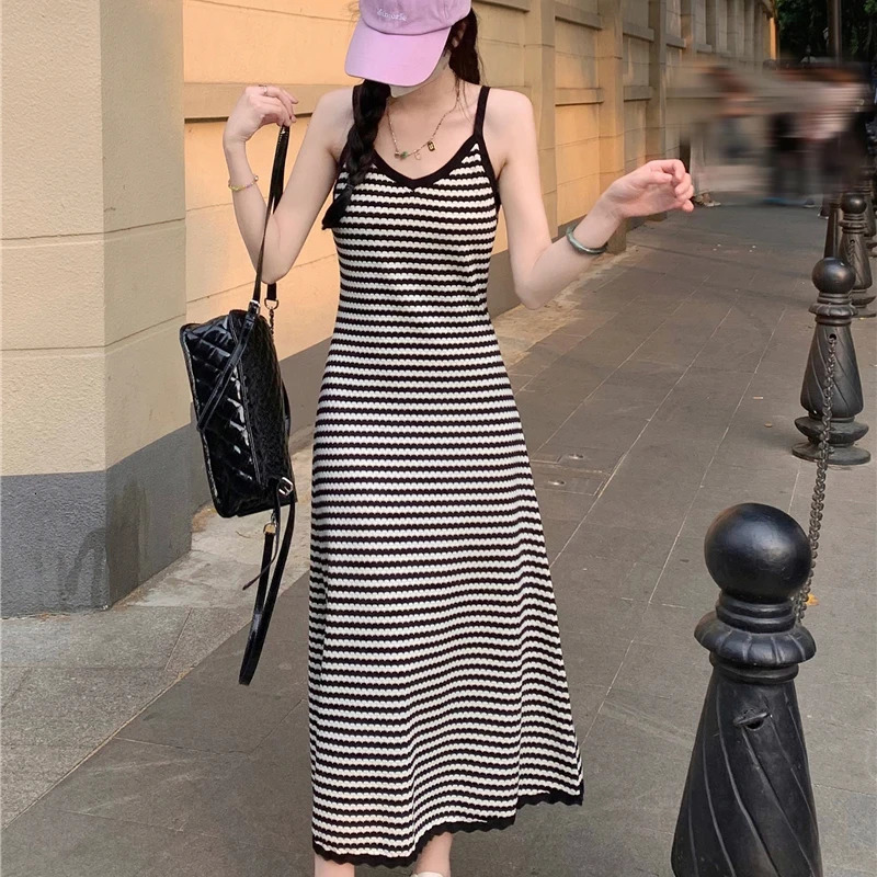 V-neck Striped Spaghetti Straps Knitted Dress Womens Summer Long A- line Dress 240715