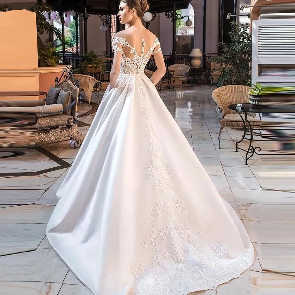 Elegant Satin A Line Wedding Dresses With Short Sleeves Lace Appliqued Modern Boho Bridal Gowns Sweep Train Sheer Neck Vestidos De Novia Custom Made