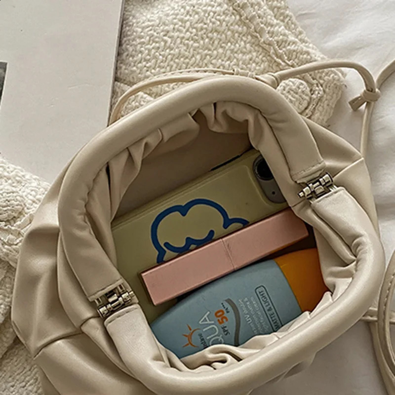 Simple Women Cloud Messenger Bag Allmatch Ladies Yellow Blue PU Leather Crossbody Female Evening Party Clutches And Purse 240722