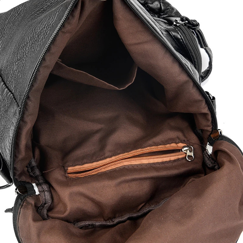 Designer Women Backpacks Genuine Leather hot Fashion Rucksack Womens Rivet Travel Backpack Large Capacity School Bag Daily Use
