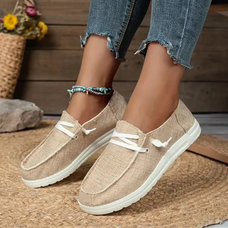 2024 Spring/Summer Womens Vulcanized Sports Shoes Womens Casual Flat Shoes Womens Fashion Shoes 240719