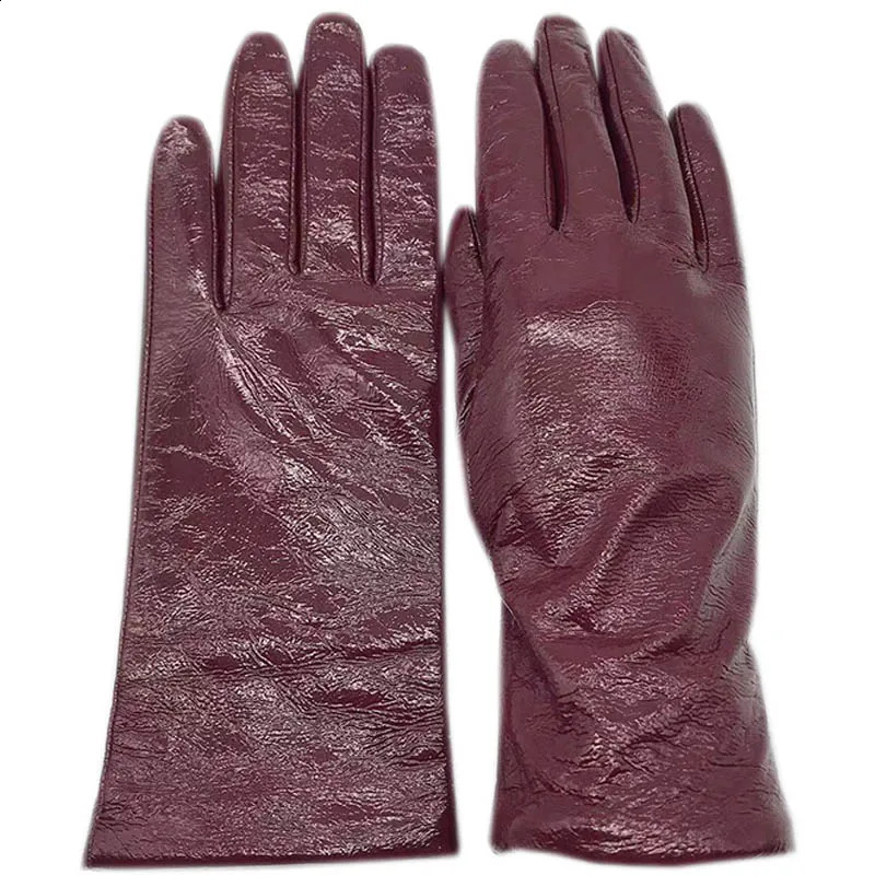 Spring Womens Wrist Fashion sheepskin gloves unlined date red patent leather sheepskin gloves Autumn Girls leather classic 240713