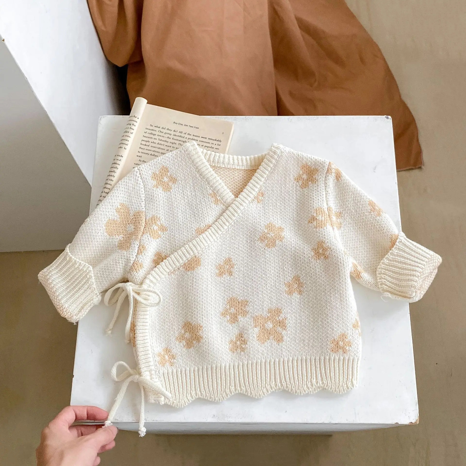 MiniAinis Autumn Winter Baby Knitted Coat Pantshatsocks 4 Pieces Suit Girls Sweater Clothing Set Children Beige Warm Clothes 240715