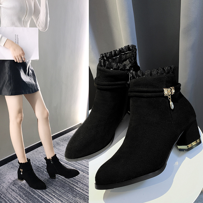 Designer Shoes In Black And White Women Boots Autumn Winter Plus Size 35-40 Fashion Shoes Versatile Trendy Free Shipping
