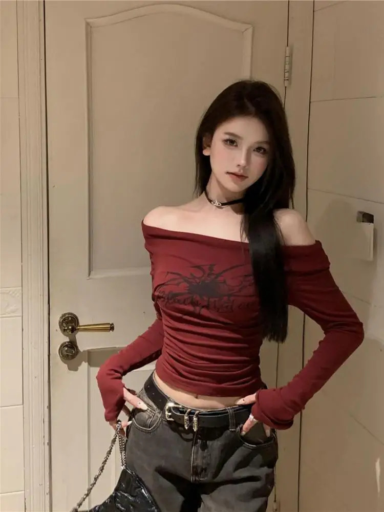 Tonngirls Gothic Print Grunge T Shirt Women Long Sleeve Off Shoulder Y2k Vintage Tops Streetwear Korean Style Crop Tops Autumn 240717