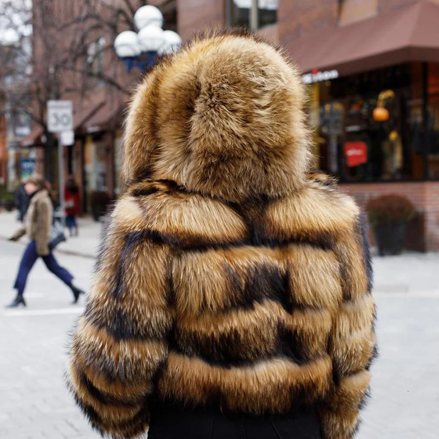 Fashion Hooded Fur Coat Jacket Women Real Fur Coat Fox Fur Winter Short Thick Raccoon Fur Jacket Female Fur Coat Natural Fur 240716
