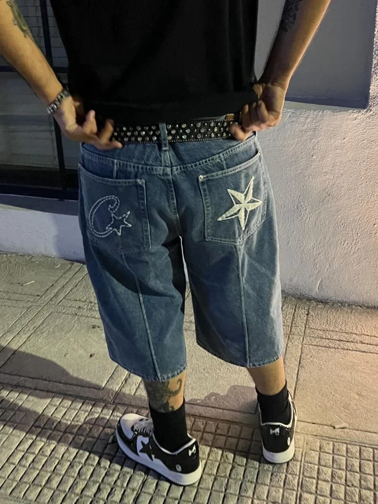 Star Embroidered Jeans Mens Street Dance Patch Work Washing Harajuku Retro Fashion Shorts Casual Sports Pants 240722