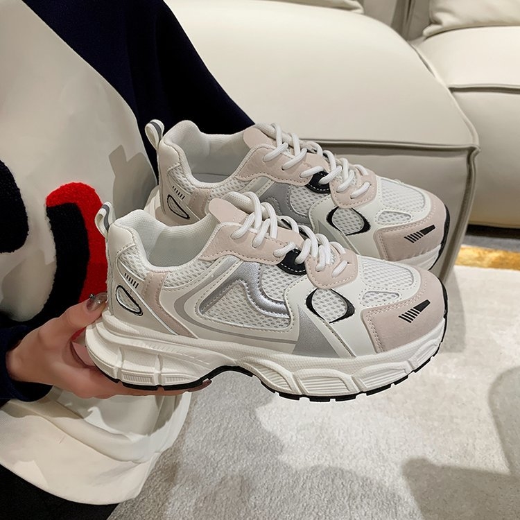 Mesh breathable sports shoes, new fly woven casual women's shoes, fashionable and trendy women's shoes, thick soled mesh shoes, Korean versi