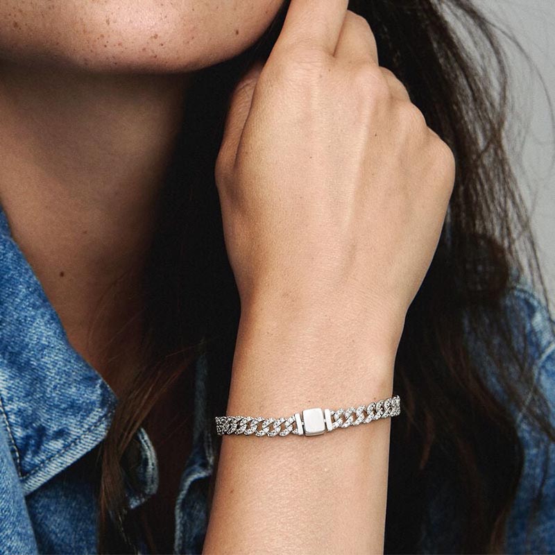 Golden Timeless Pave Cuban Chain Bracelet 100 925 Sterling Silver Luxurious BRACELET Women Girlfriend Party Jewelry Full Diamond Gold bracelet with Re