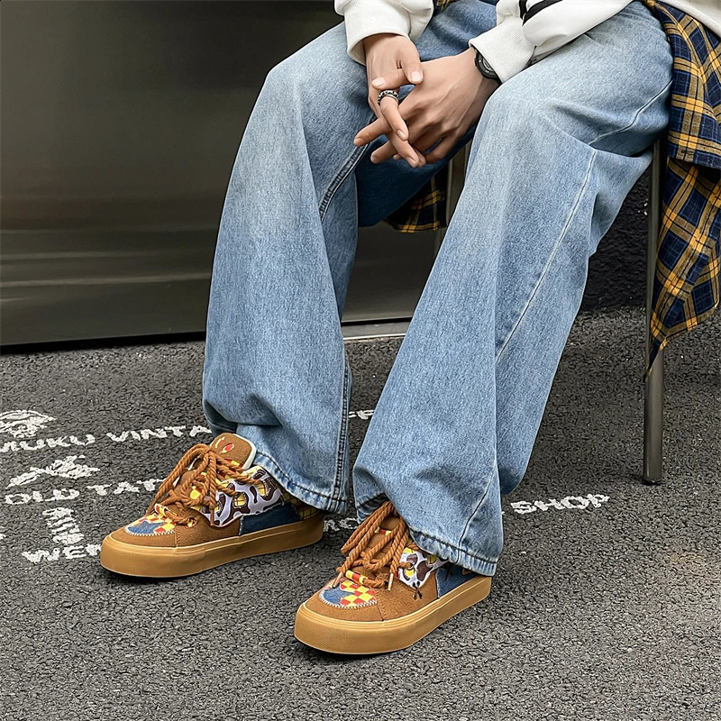 Four Seasons Fashion Niche Explosive Bread Shoes Lovers Students Leisure Sports Board Mens and Womens 240718