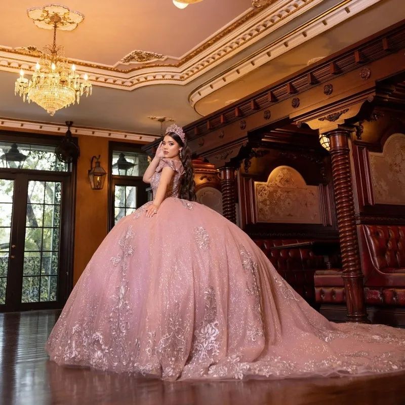 Rose Gold Sparkly Sexy V-Neck Crystal Appliques Quinceanera Dresses Ball Gown Off The Shoulder Beading Sweet Vestidos De 15 Girls Custom Made 6660312