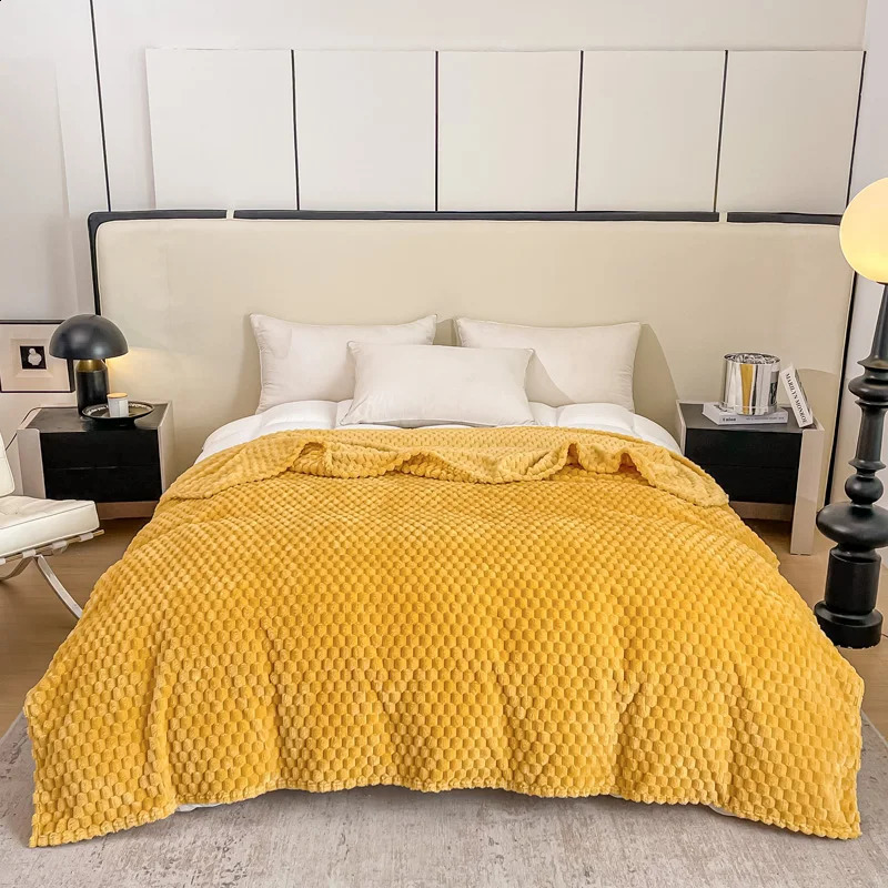 Yellow Plaid Solid Blanket Soft Warm Fluffy Throw Sofa Cover Milk Velvet Bedspread Bed for Adults Kids Pet Home Textile 240712