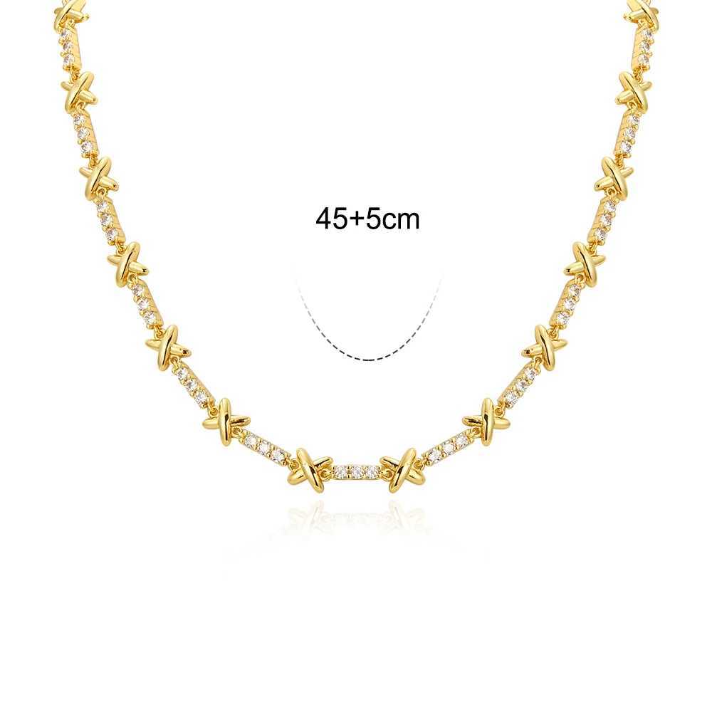 Pendant Necklaces Chunky X Cross Choker Necklace For Women Aesthetic Crosses Gold Color Crystal Chain on Neck Collar Statement Fashion Jewelry J240719