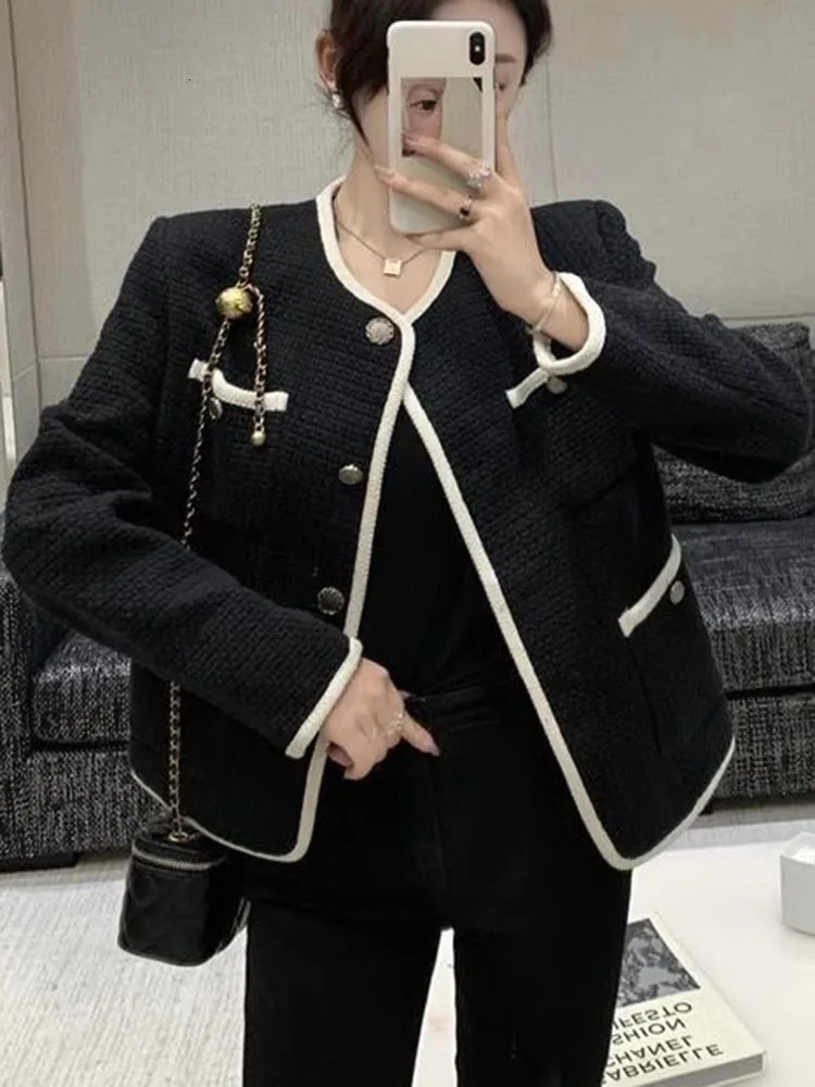 O-neck Tweed Single Breasted Woolen Jackets Korean Fashion Women Chic Wool Blend Tops Abrigos Spring Fall Elegant Casual Coats 240712