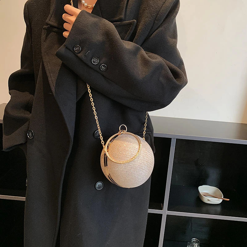 Circular Ring Portable Evening Bags Metal Round Ball Handbags For Lipstick Elegant Clutch Purse Wedding Wallets Crossbody Bag 240722