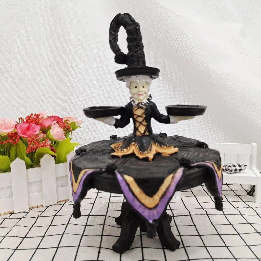 Halloween Witch Tabletop Server with Harlequin Tablecloth Cupcake Display Stand Home Decoration Resin Statue Tray Funny Party 240711