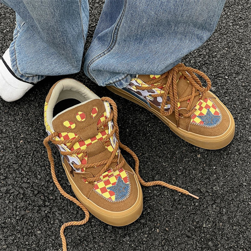 Four Seasons Fashion Niche Explosive Bread Shoes Lovers Students Leisure Sports Board Mens and Womens 240718