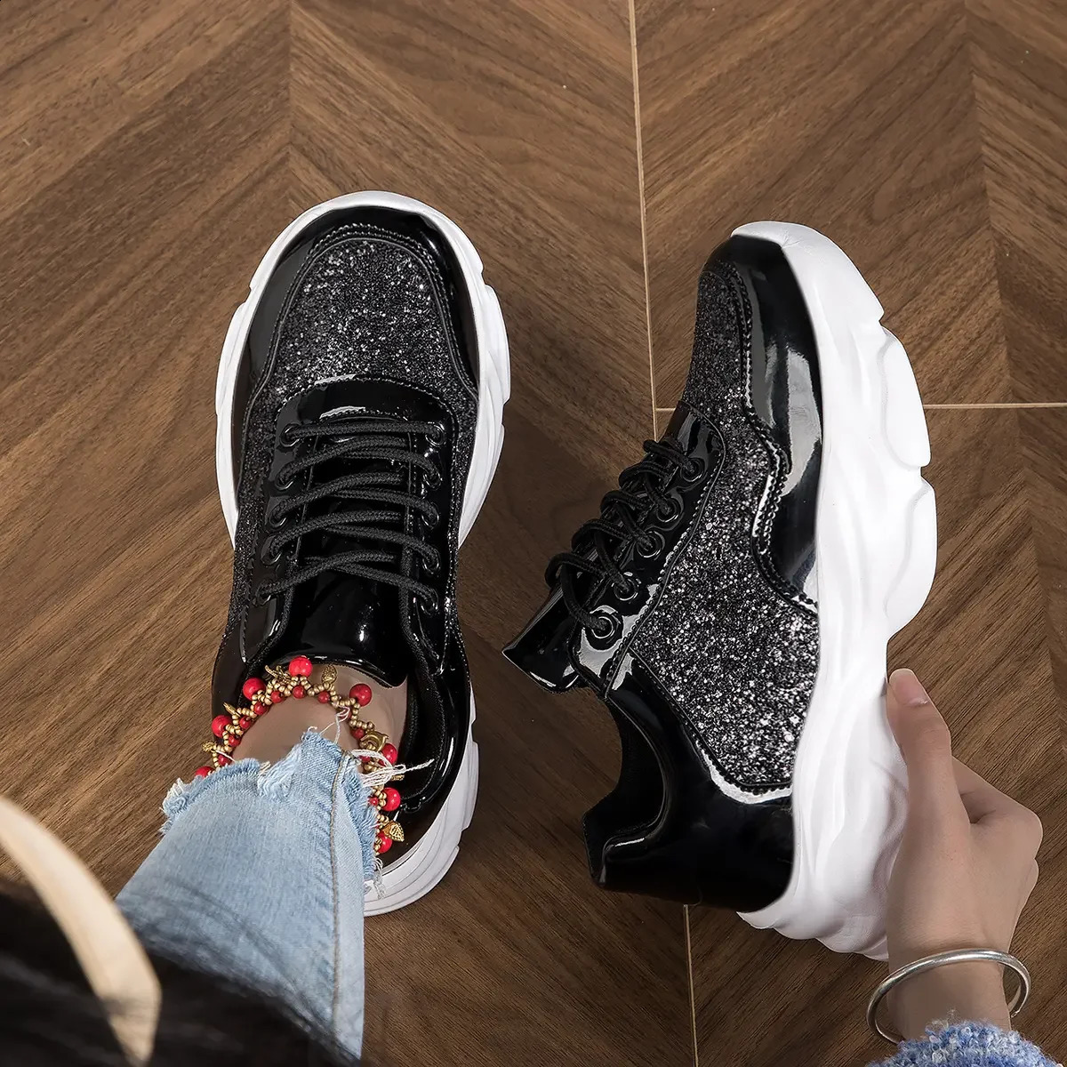 Women Sneakers Running Shoes Sports Casual Shoes Sportwear Walking shoesPatent leather sequined daddy women 240718