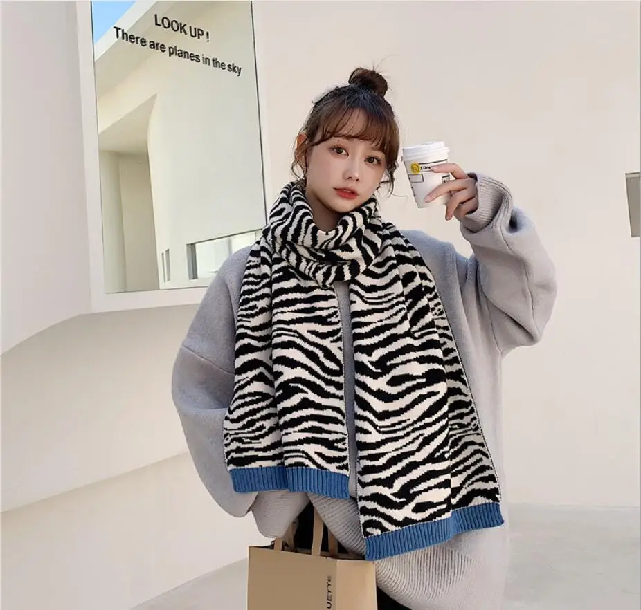 Fashion Winter Scarf Zebra Print Knitted Scarves Wraps Sharp Angle Shawls Warm Long Narrow Sweet Girl Small Skinny Neckerchief 240712