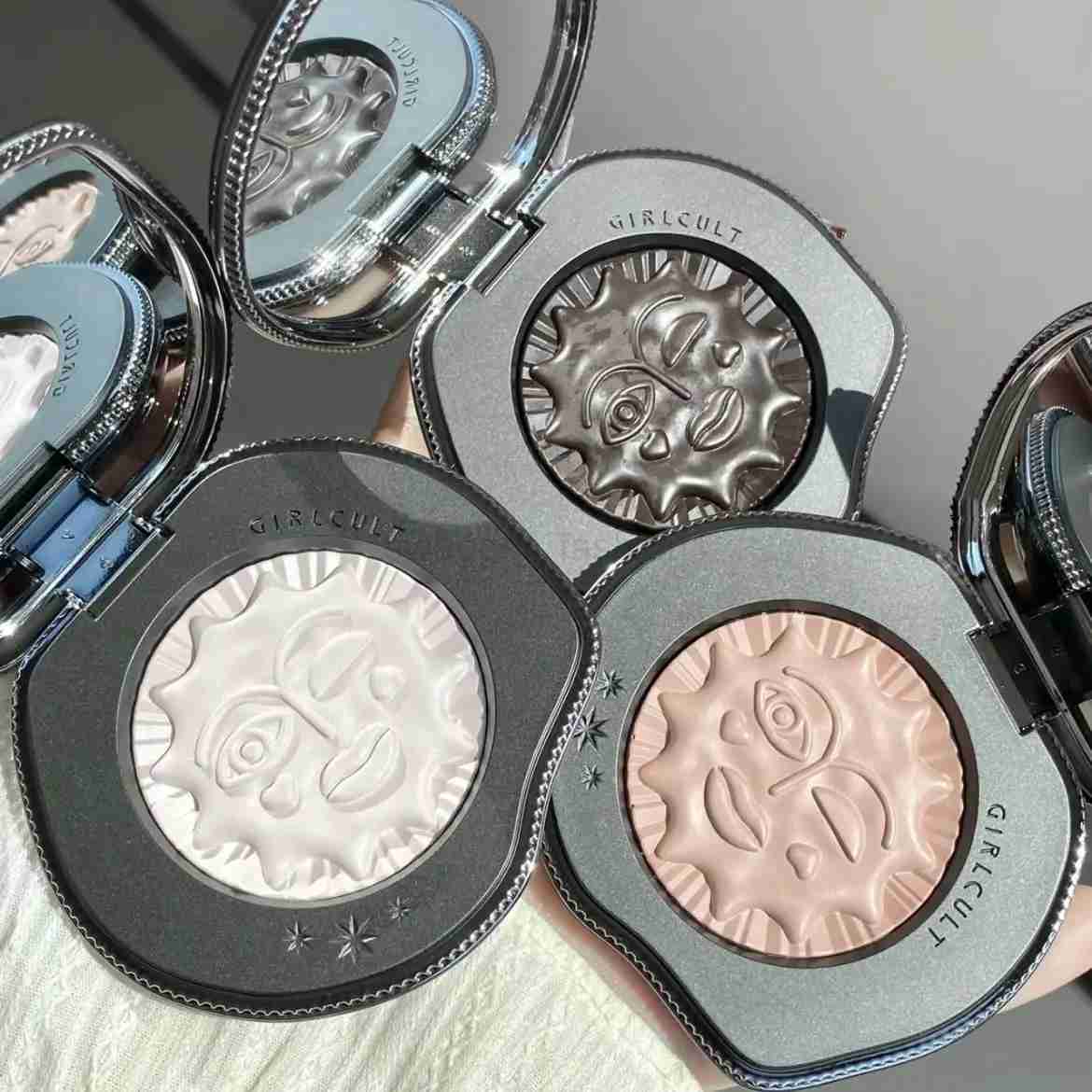 Girlcult Blush contour Heart Embossed Blush High-End Cute Matte Finish Pigmented Fine Powder for Smooth Long-Lasting BlushB240722