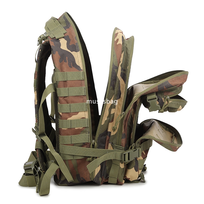 Explosive sports outdoor military fan bag camouflage backpack 40L large capacity 3P tactical backpack