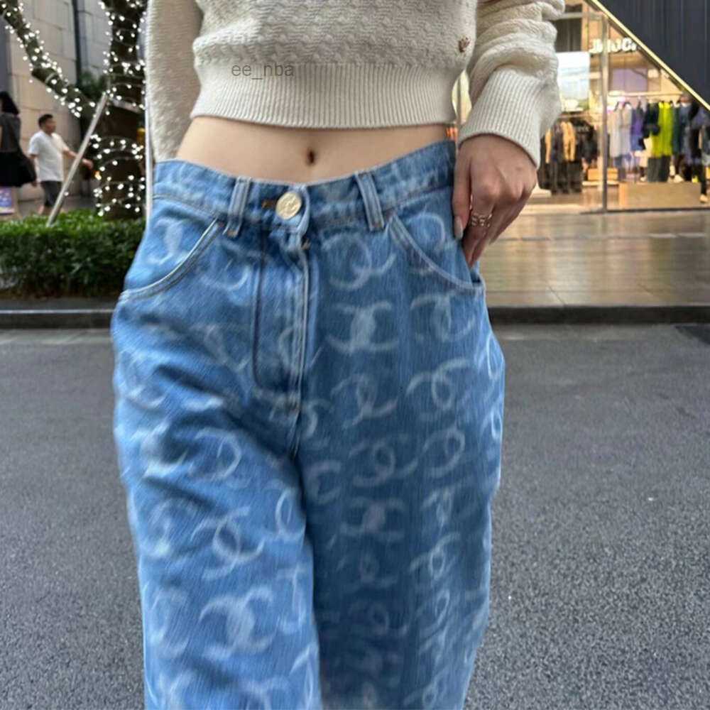 South Oil High end Womens Wear 24 New Small Fragrance Full Print Sticking Diamond Trendy Narrow Straight Tube Denim Pants for Women L251023RPWL