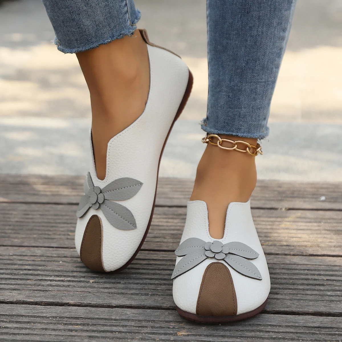 Womens casual flat sole single shoes comfortable and versatile soft loafers fashionable Mary Jane ballet 240718
