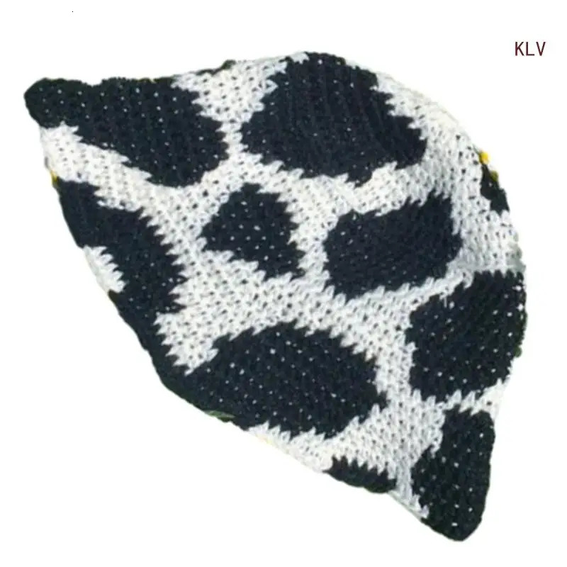 Elegant Bucket Hat Colorful Cow Pattern Crochet Hat Holiday Decors Vacation Hat Western Cloch for Schoolgirls 240715