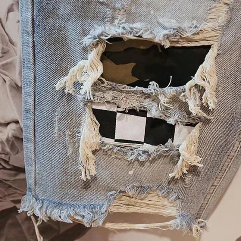 Summer Men Hole Denim Short Pants Fashion Beggar Scraped Five-piece Jeans Shorts 240722
