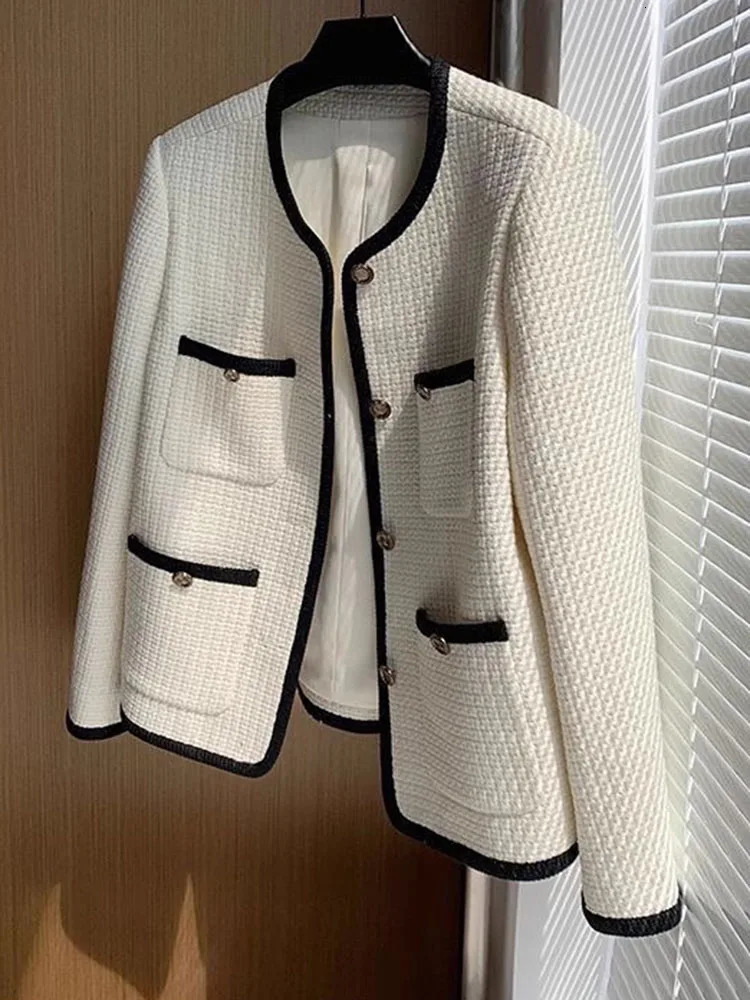 O-neck Tweed Single Breasted Woolen Jackets Korean Fashion Women Chic Wool Blend Tops Abrigos Spring Fall Elegant Casual Coats 240712