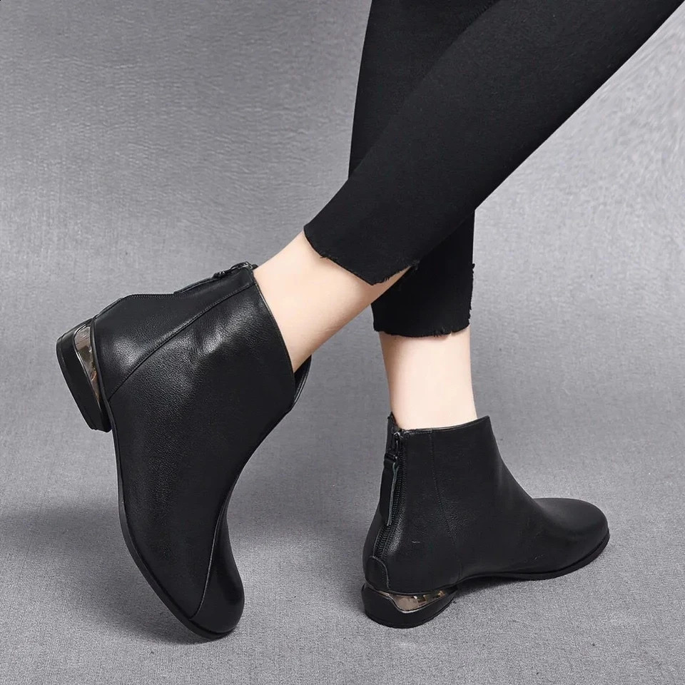 Ankle boots ladies England autumn winter short boats women casual daily comfort artificial leather shoes 240718