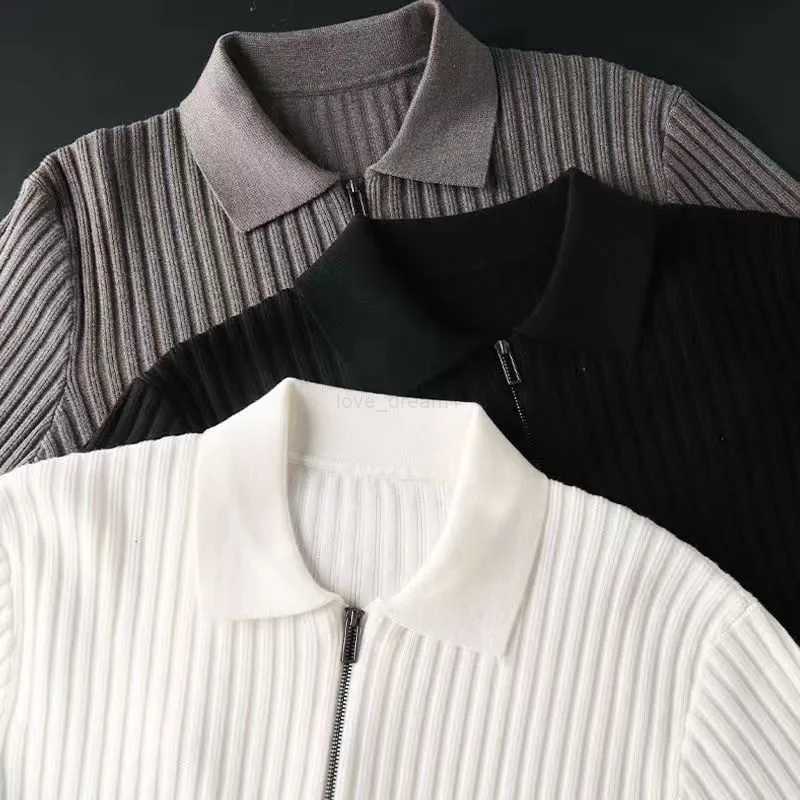 Light Business Vertical Stripe Polo Sweater Mens Autumn and Winter Leisure Slim Fit Handsome Knitwear Pullover Half Zip Top Z240912