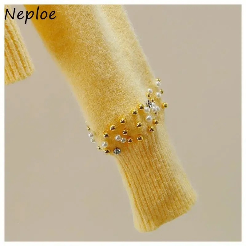 Neploe O Neck Beading Diamonds Outerwear Autumn Solid Color Long Sleeve Single-breasted Sweater Y2k Clothes Cardigan Women 240717
