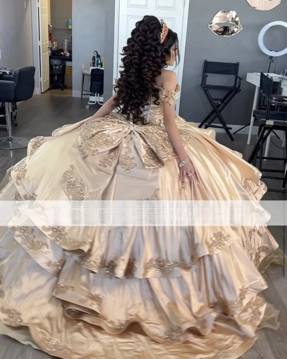 Cute Princess Quinceanera Off Shoulder Champagne Appliques wers Mexican Girls Ball Gown Sweet 16 Dresses