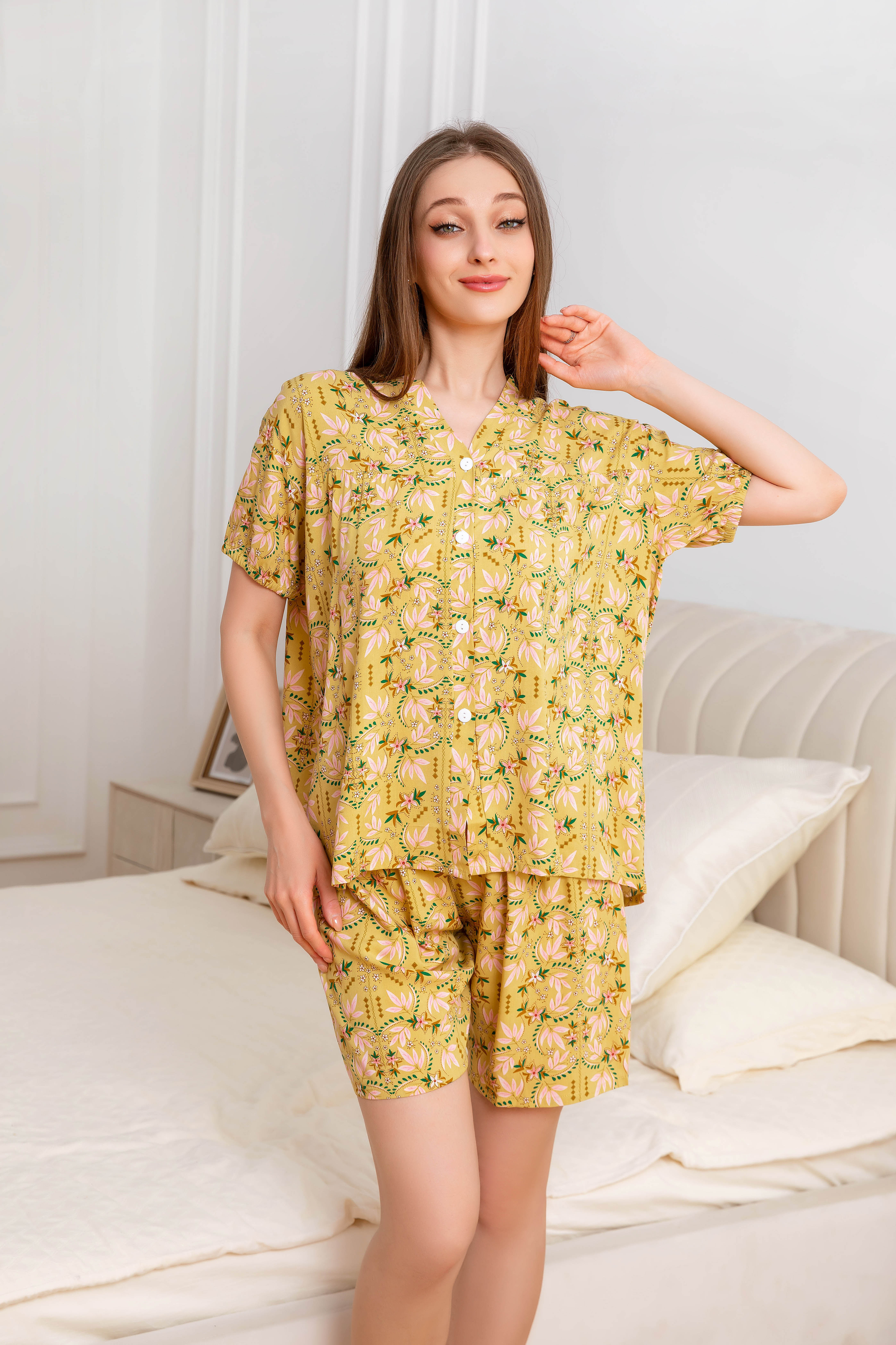 Women's home clothes, pajamas, yellow background, pink leaf shorts set D203