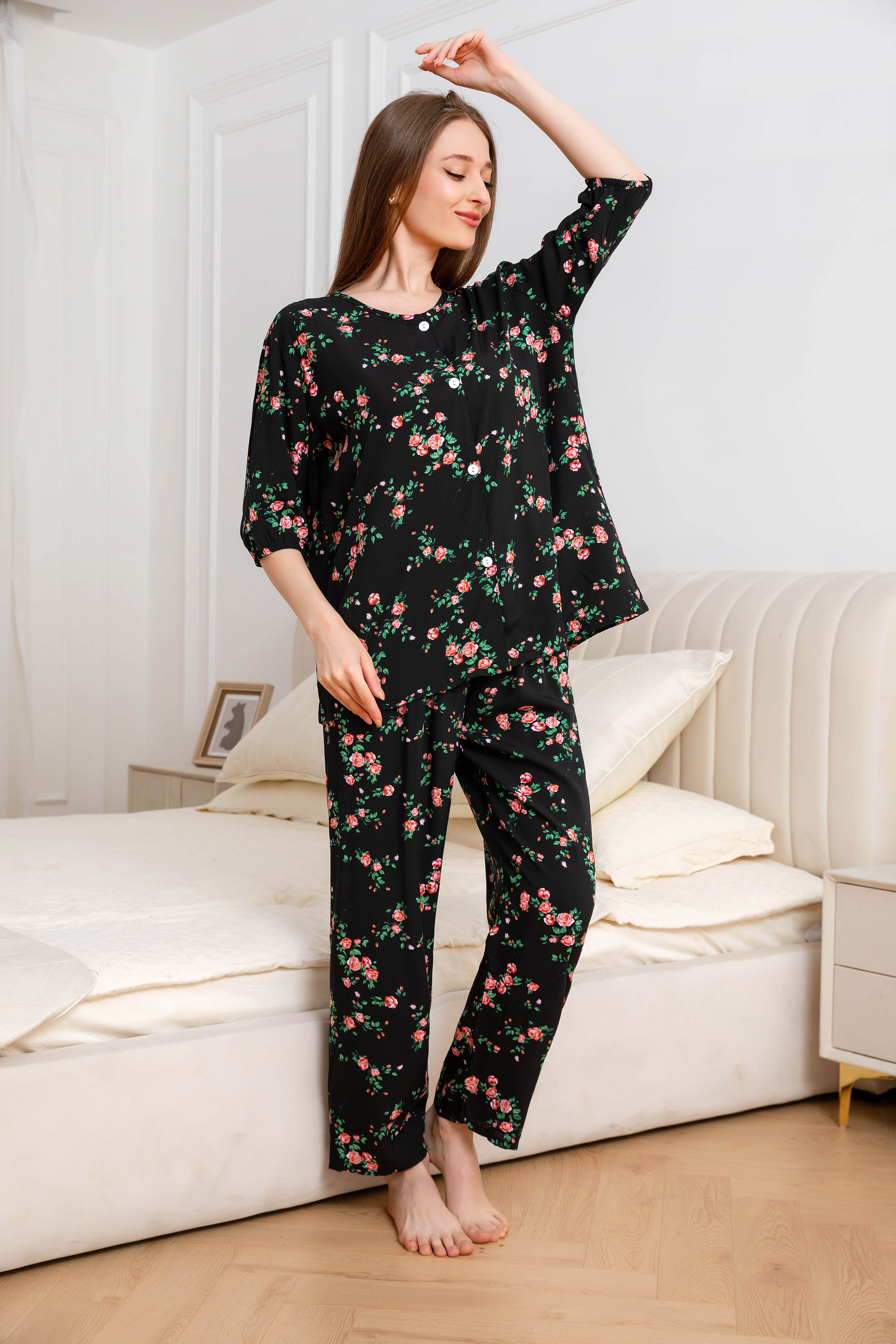 Women's Home Clothes Pajamas Black Bottom Little Rose Pants Set C202