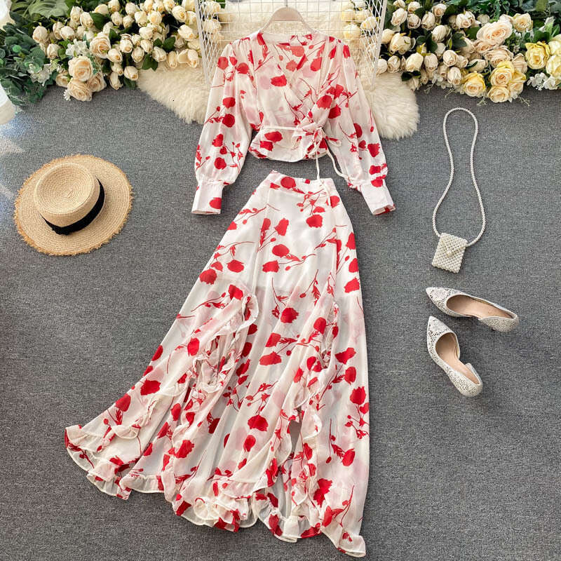Autumn Womens Vacation Style Printed Short Chiffon Shirt Design Feeling Wooden Ear Split Half Skirt Two Piece Set Trendy Temperament Loose Waist SKINN
