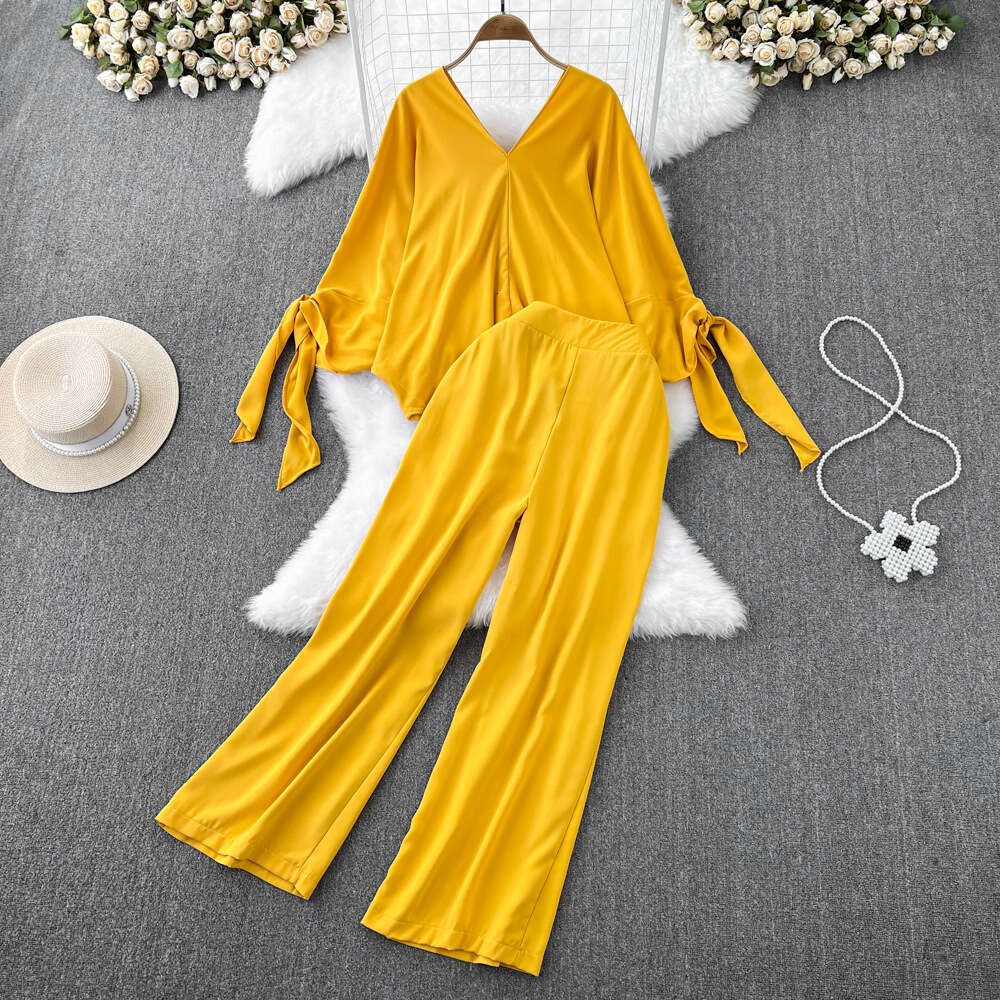 Fashion Set Womens Casual V-neck Loose Bat Sleeve Top with Two High Waisted Straight Wide Leg Long Pants Floral Dress Bifurcated Temperament Round Nec